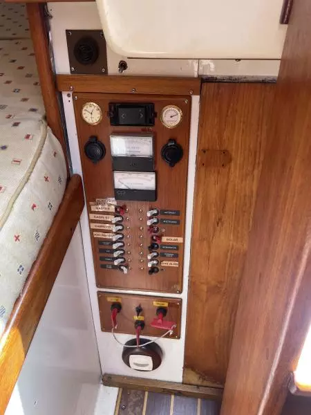 1983 Hinterhoeller Nonsuch 30 Classic