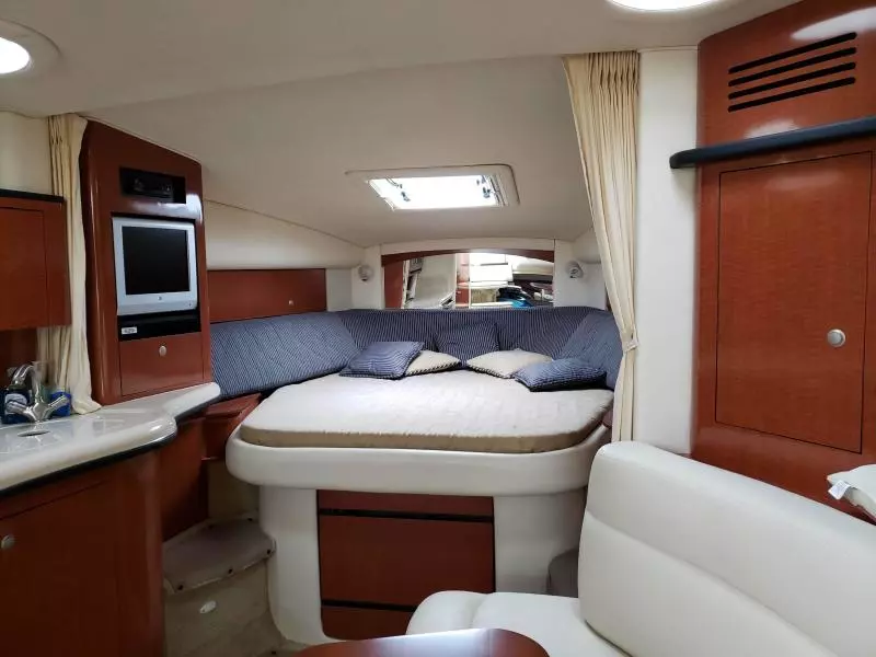 2005 Sea Ray 320 Sundancer