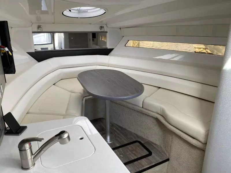 2021 Monterey Sport Yacht