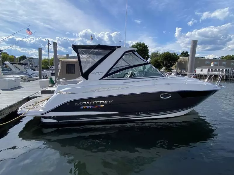 2021 Monterey Sport Yacht