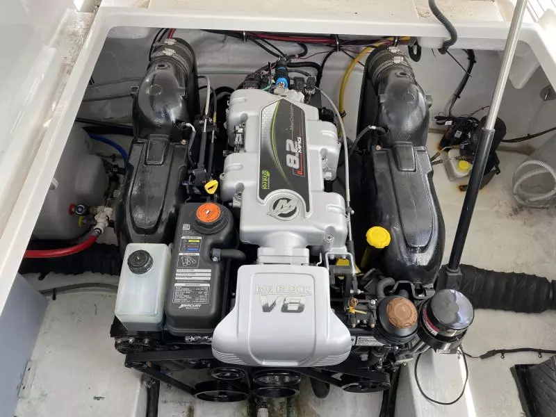 2021 Monterey Sport Yacht