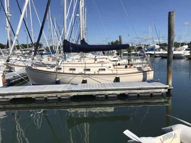 1986 Island Packet 27