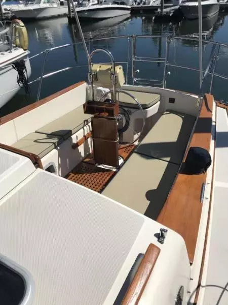 1986 Island Packet 27