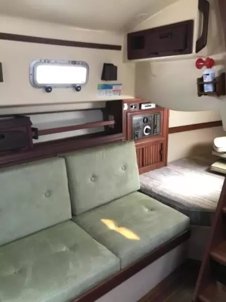 1986 Island Packet 27