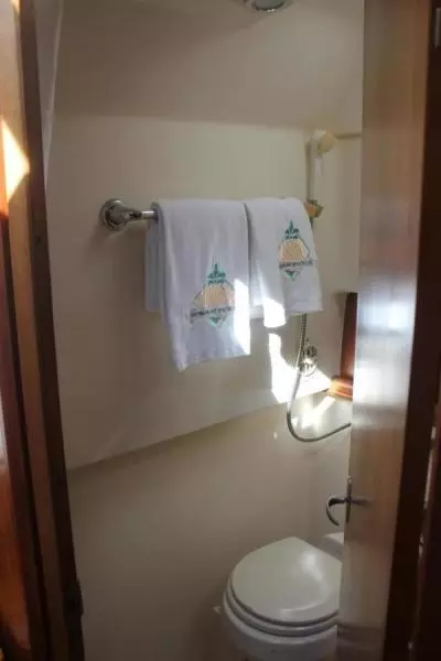 2006 Mainship 34 Pilot Sedan Rum Runner