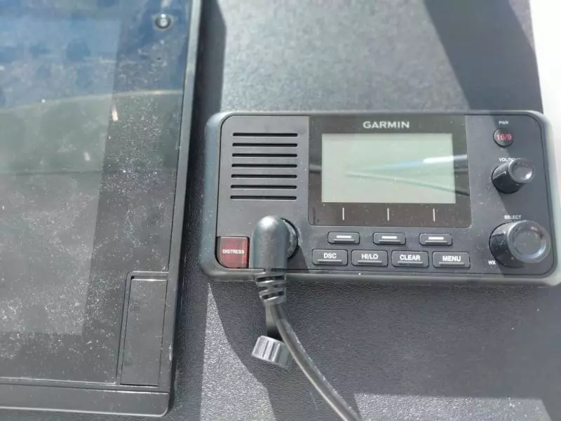 2010 Regulator 30' Express