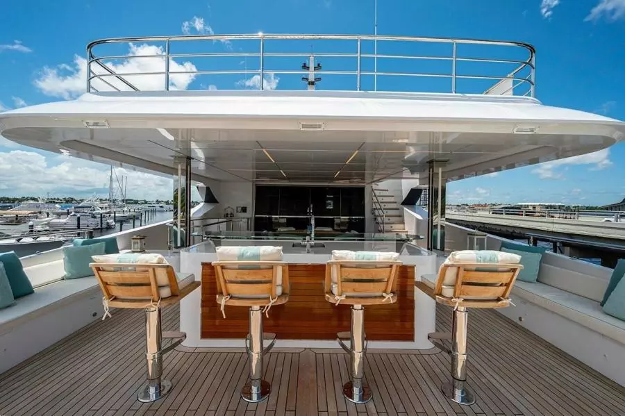 Skylounge Aft Deck
