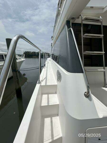 58' West Bay port side deck2