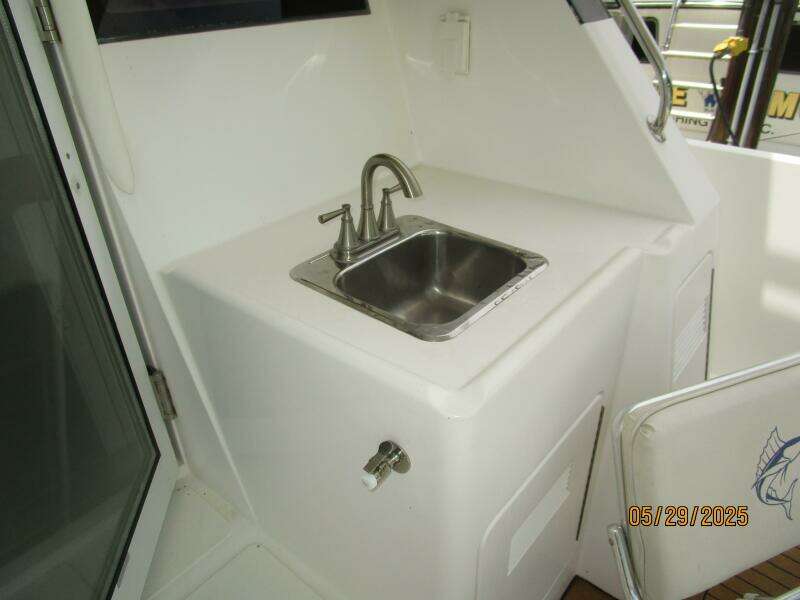 58' West Bay cockpit sink