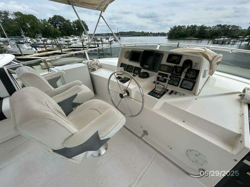 58' West Bay flybridge helm1
