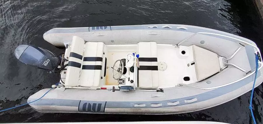 58' West Bay tender3