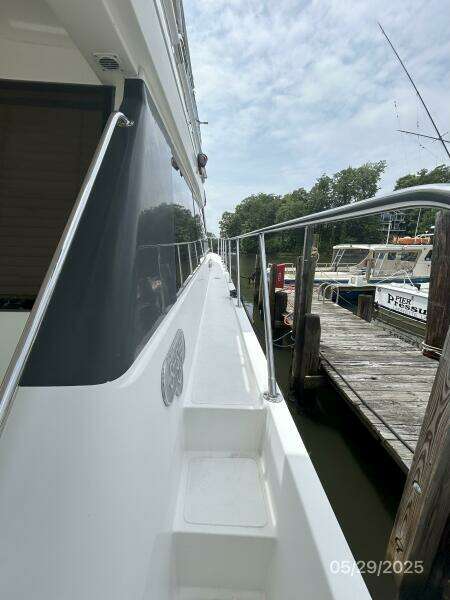 58' West Bay starboard side deck2