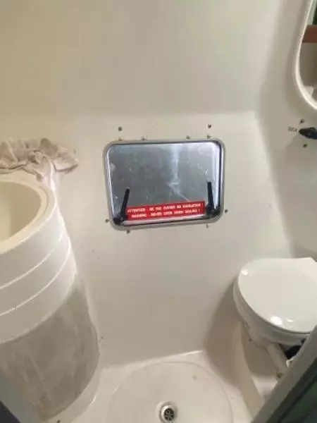 1995 Fountaine Pajot Athena 38