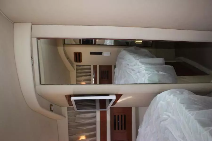 2002 Sea Ray 450 Express Bridge