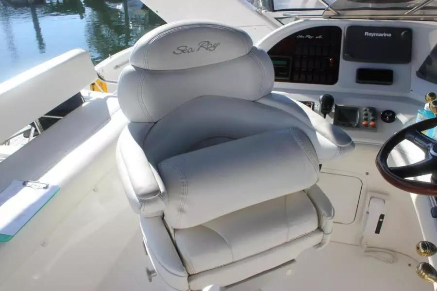 2002 Sea Ray 450 Express Bridge