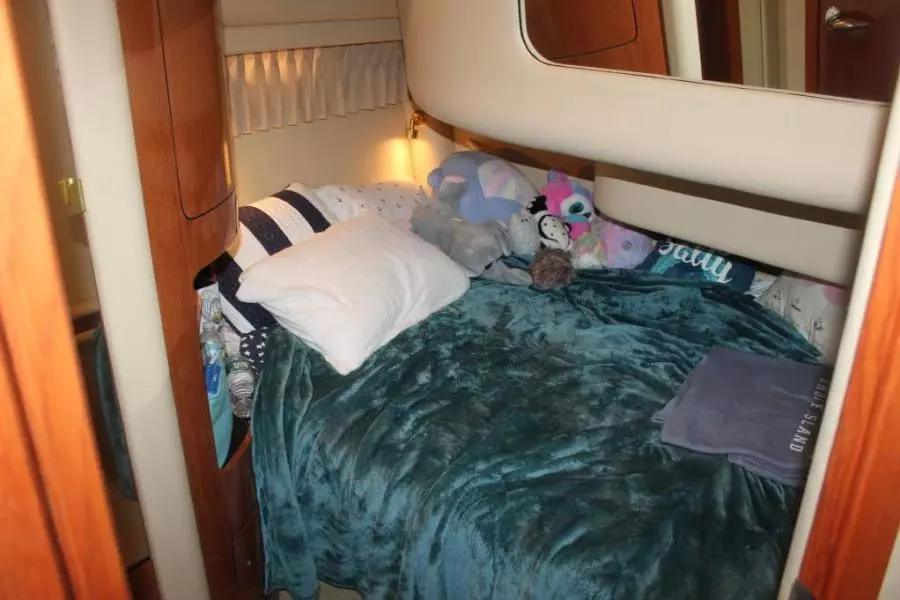 2002 Sea Ray 450 Express Bridge