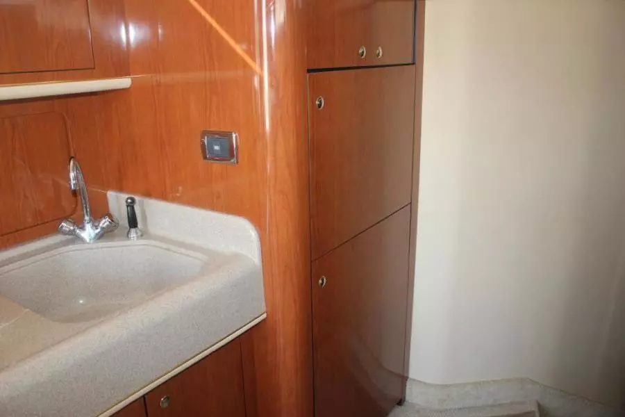 2002 Sea Ray 450 Express Bridge