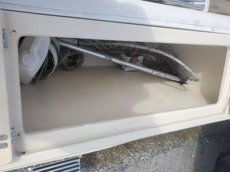 2003 Albin Tournament Express 28