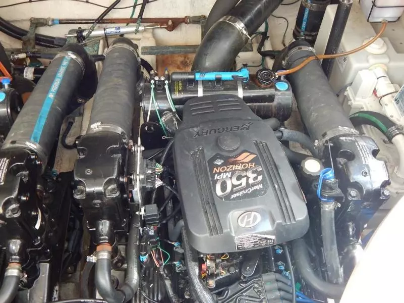 2006 Sea Ray 320 Sundancer