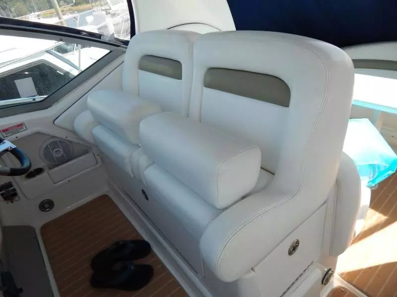 2006 Sea Ray 320 Sundancer