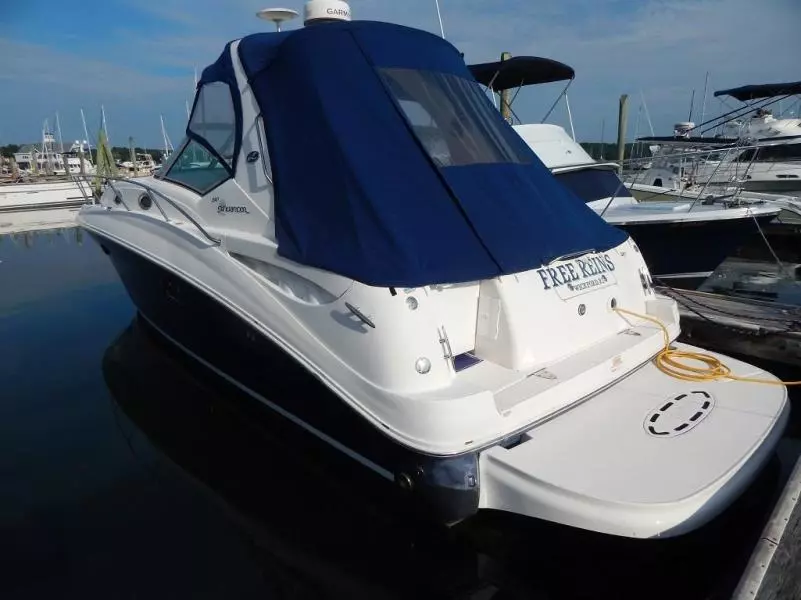 2006 Sea Ray 320 Sundancer