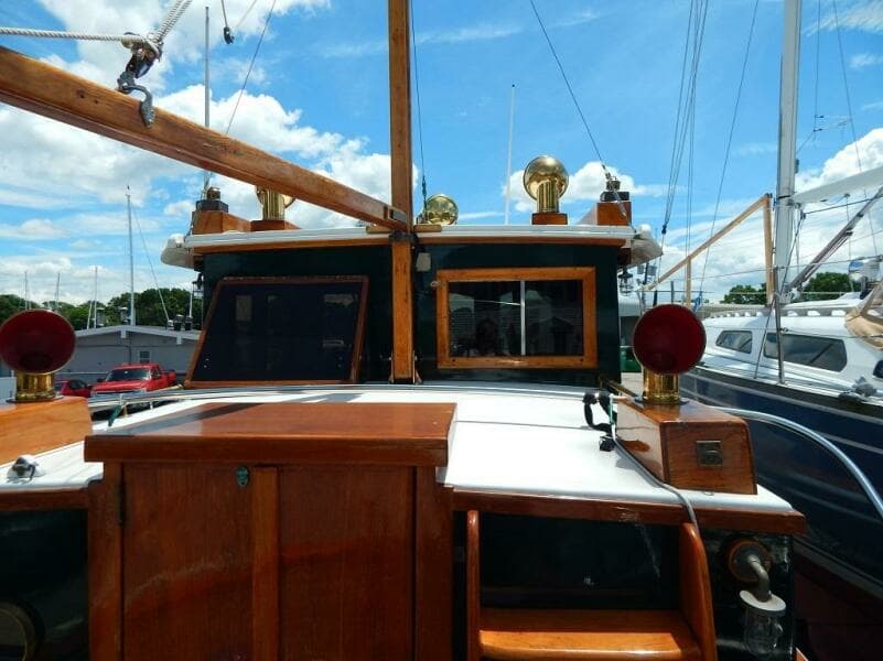 1983 Crosby Cruising Tug