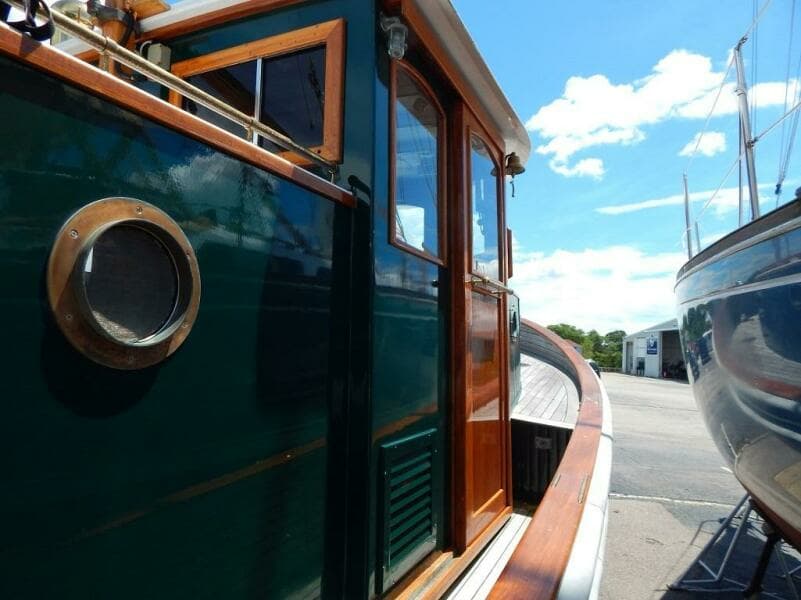 1983 Crosby Cruising Tug
