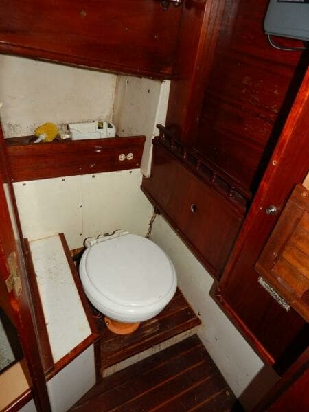 1983 Crosby Cruising Tug