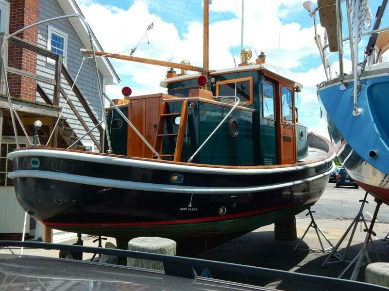 1983 Crosby Cruising Tug
