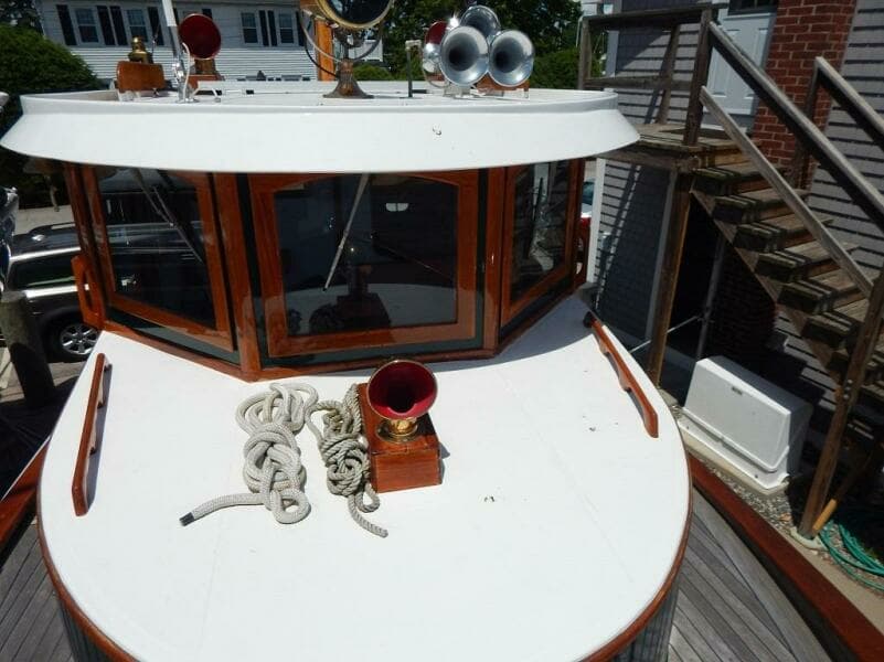 1983 Crosby Cruising Tug