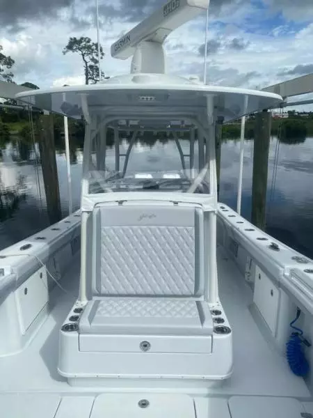 2022 Yellowfin Center Console