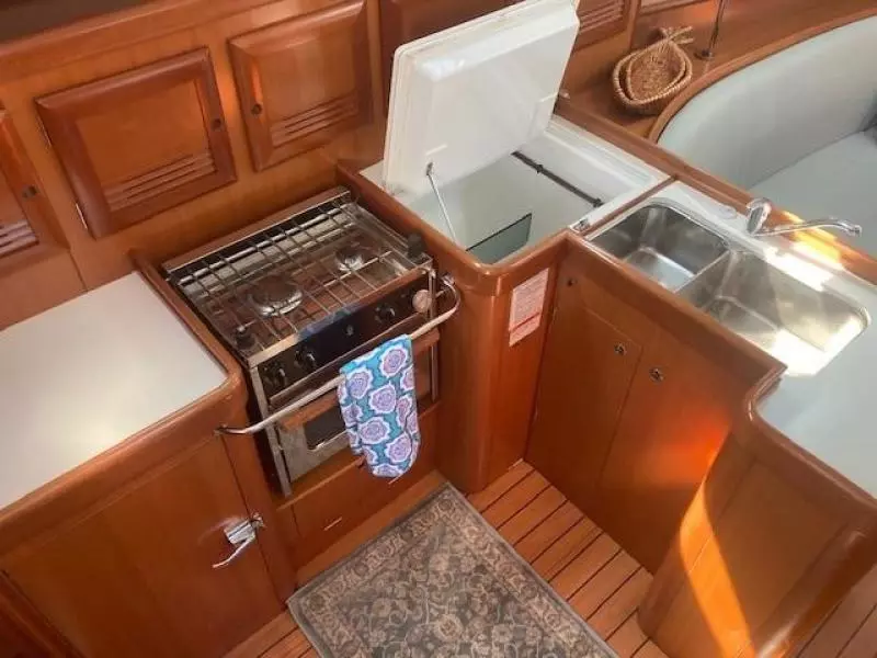 2007 Beneteau 373