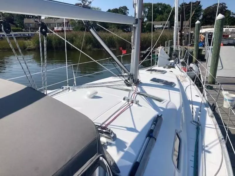 2007 Beneteau 373