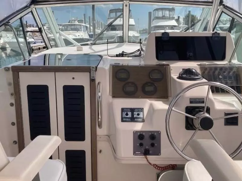 1996 Grady-White 272 Sailfish