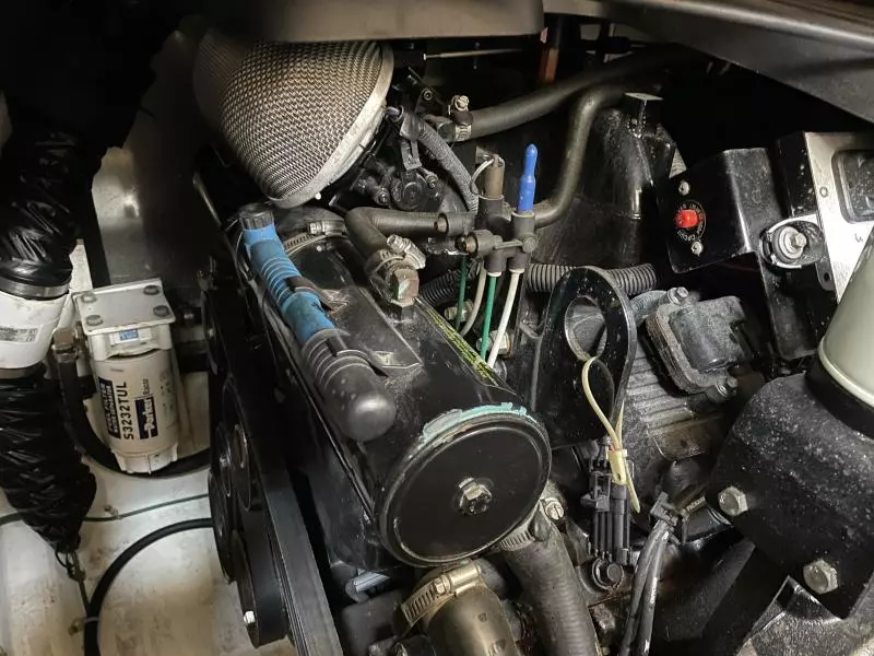 2001 Carver 396 Motor Yacht