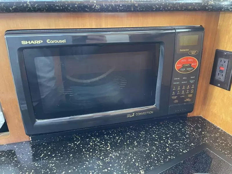 2001 Carver 396 Motor Yacht