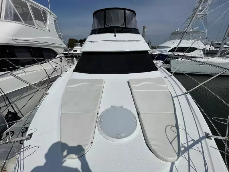 2001 Carver 396 Motor Yacht