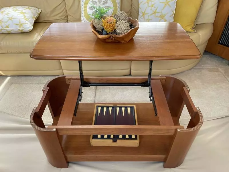 2001 Carver 396 Motor Yacht