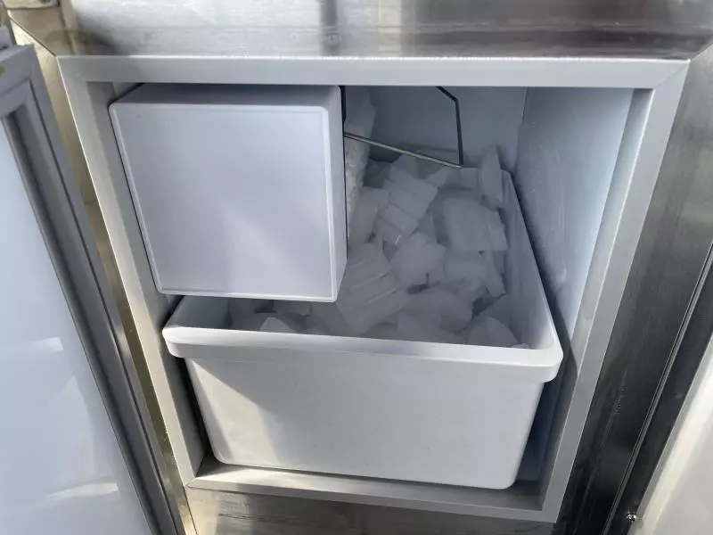 2001 Carver 396 Motor Yacht