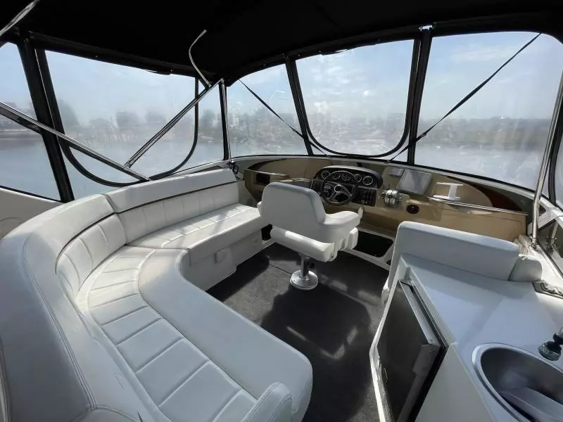 2001 Carver 396 Motor Yacht