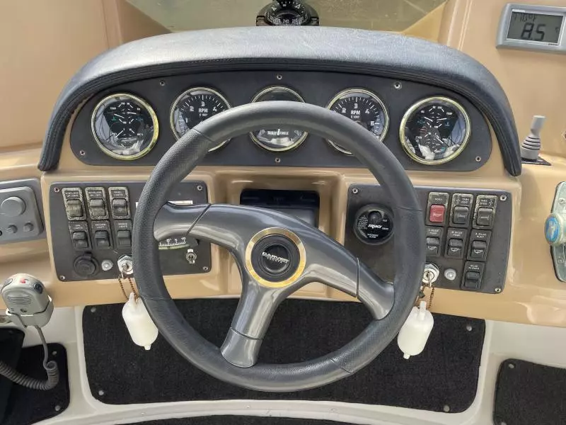 2001 Carver 396 Motor Yacht