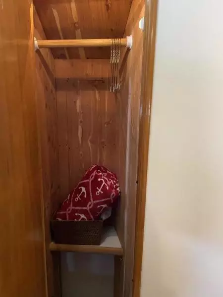 2001 Carver 396 Motor Yacht