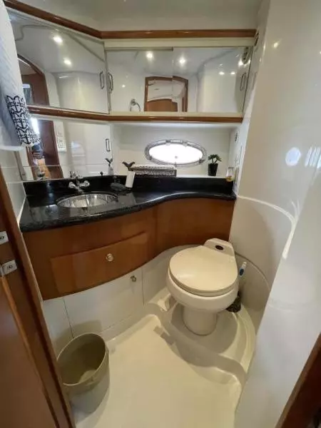 2001 Carver 396 Motor Yacht