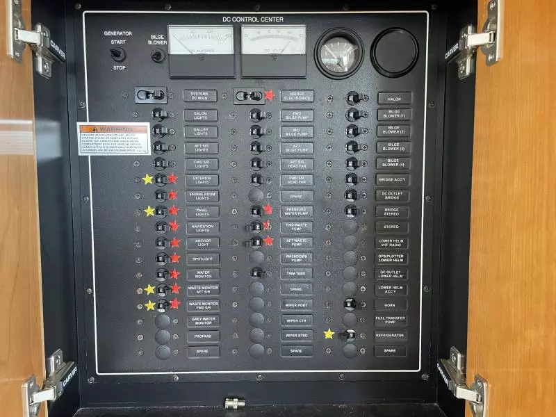 2001 Carver 396 Motor Yacht