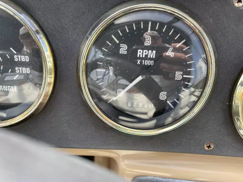 2001 Carver 396 Motor Yacht