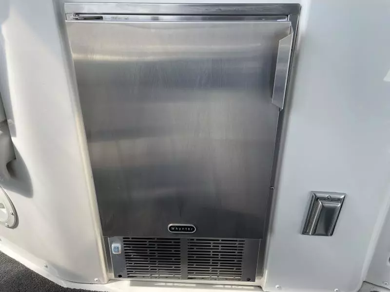 2001 Carver 396 Motor Yacht