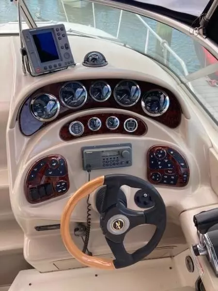 2001 Sea Ray 280 Sundancer