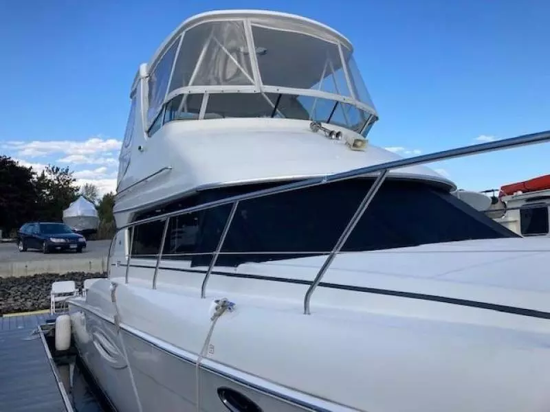 2002 Silverton 42 Convertible
