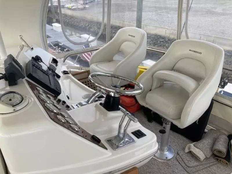 2002 Silverton 42 Convertible