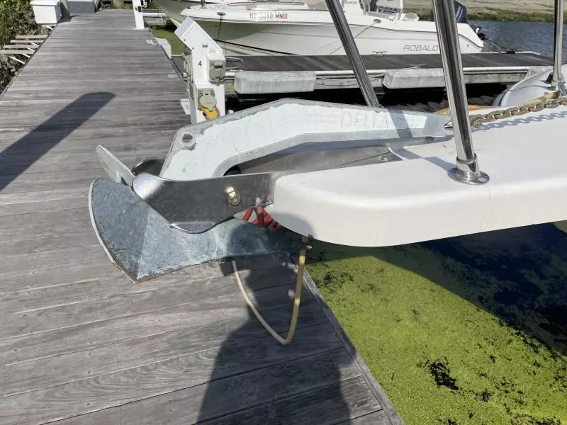 1999 Grady-White 300 Marlin